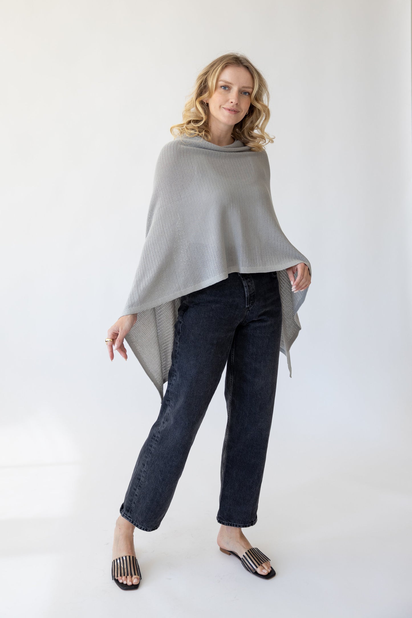 Sol Nursing Cocoon in Stone