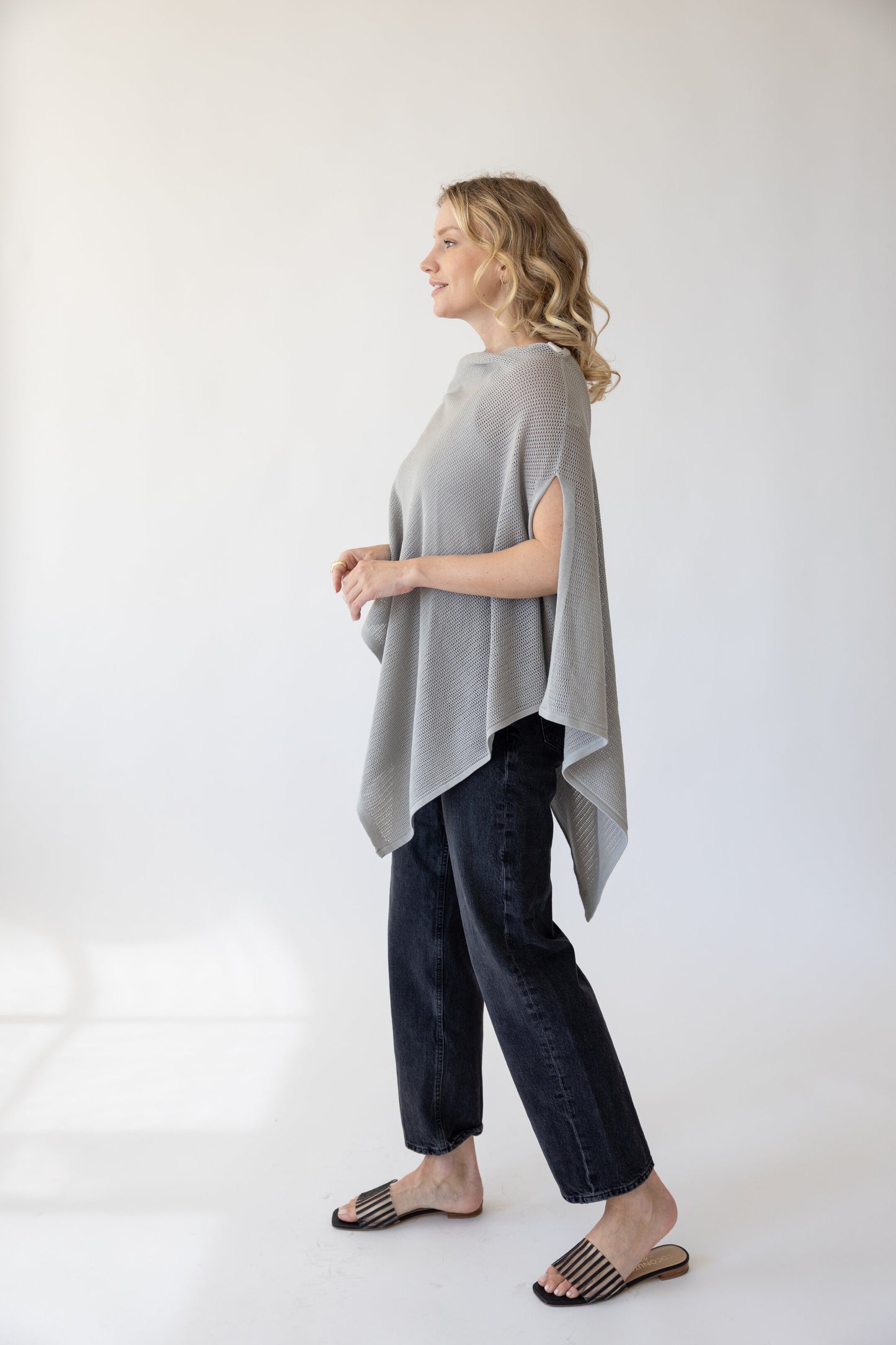 Sol Nursing Cocoon in Stone