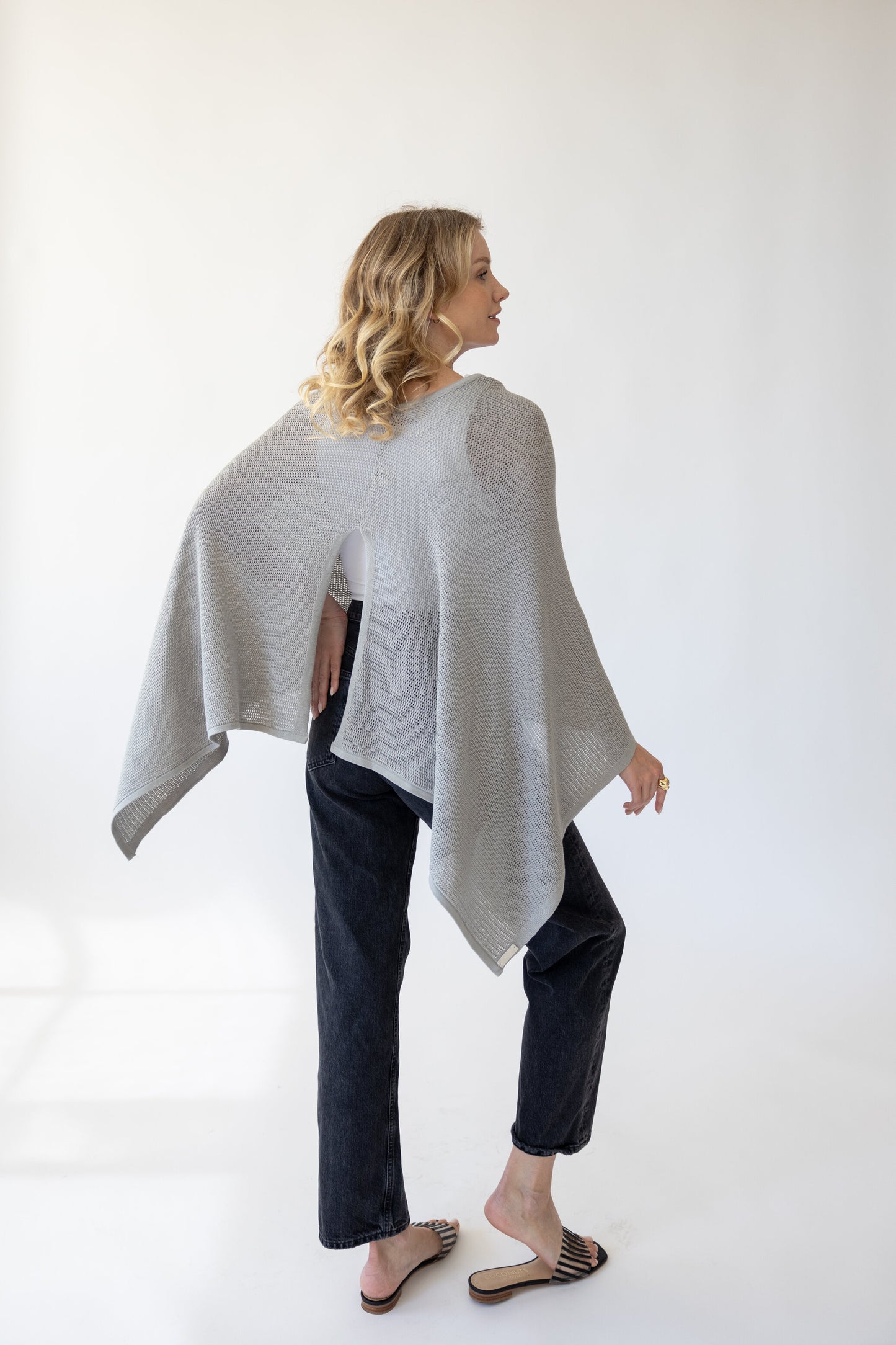 Sol Nursing Cocoon in Stone