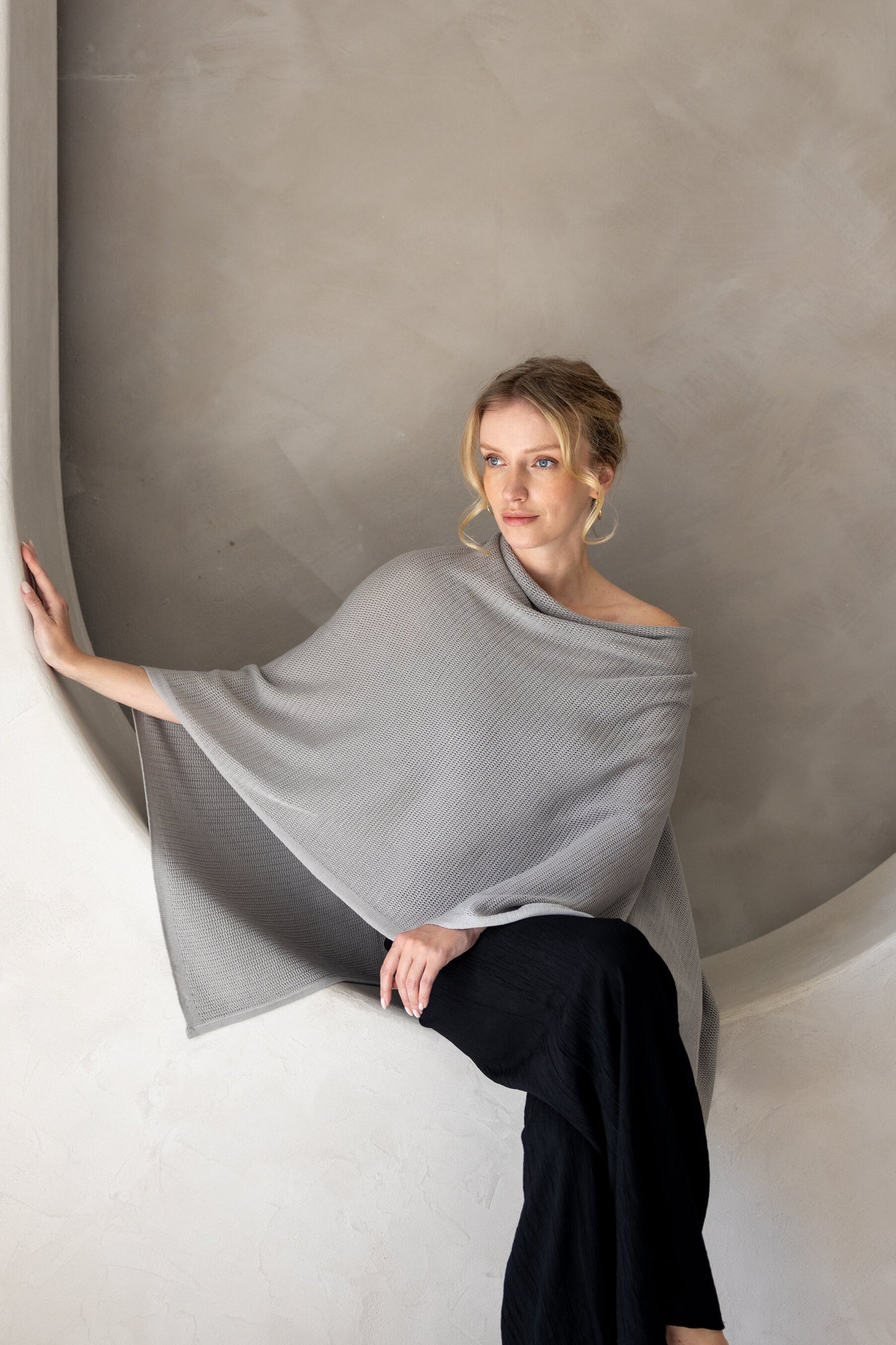 Sol Nursing Cocoon in Stone
