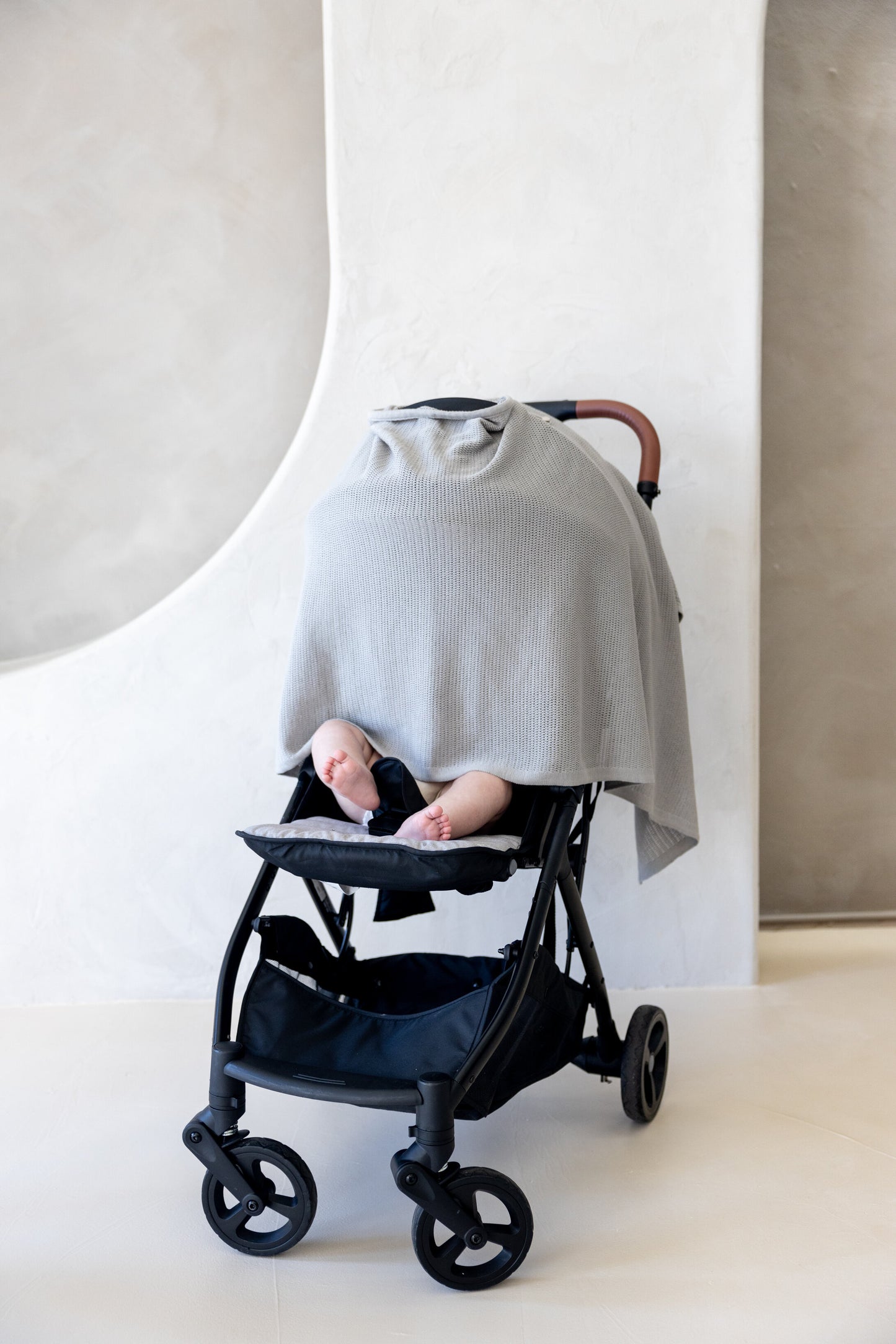 Sol Nursing Cocoon in Stone