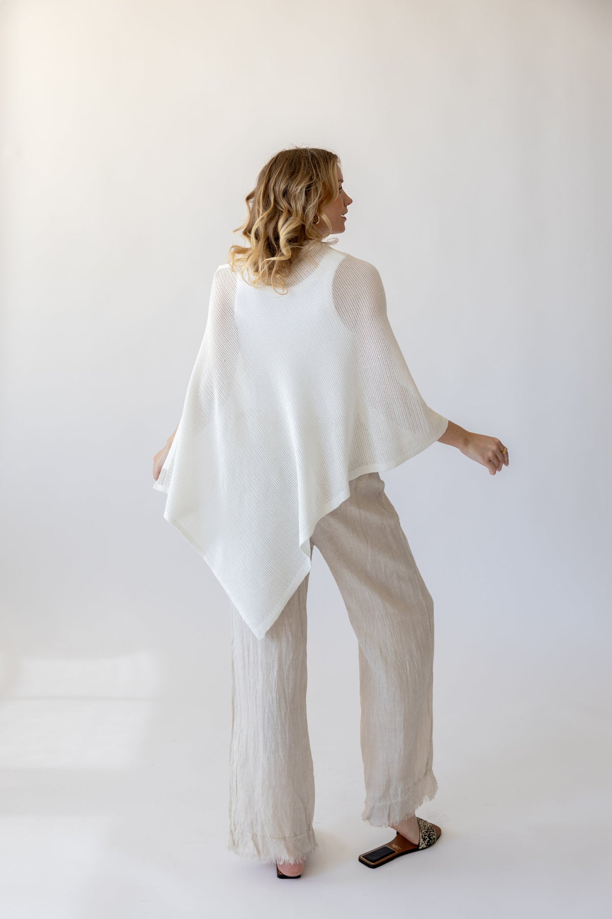 Poncho & Shawl Cocoon in Ivory