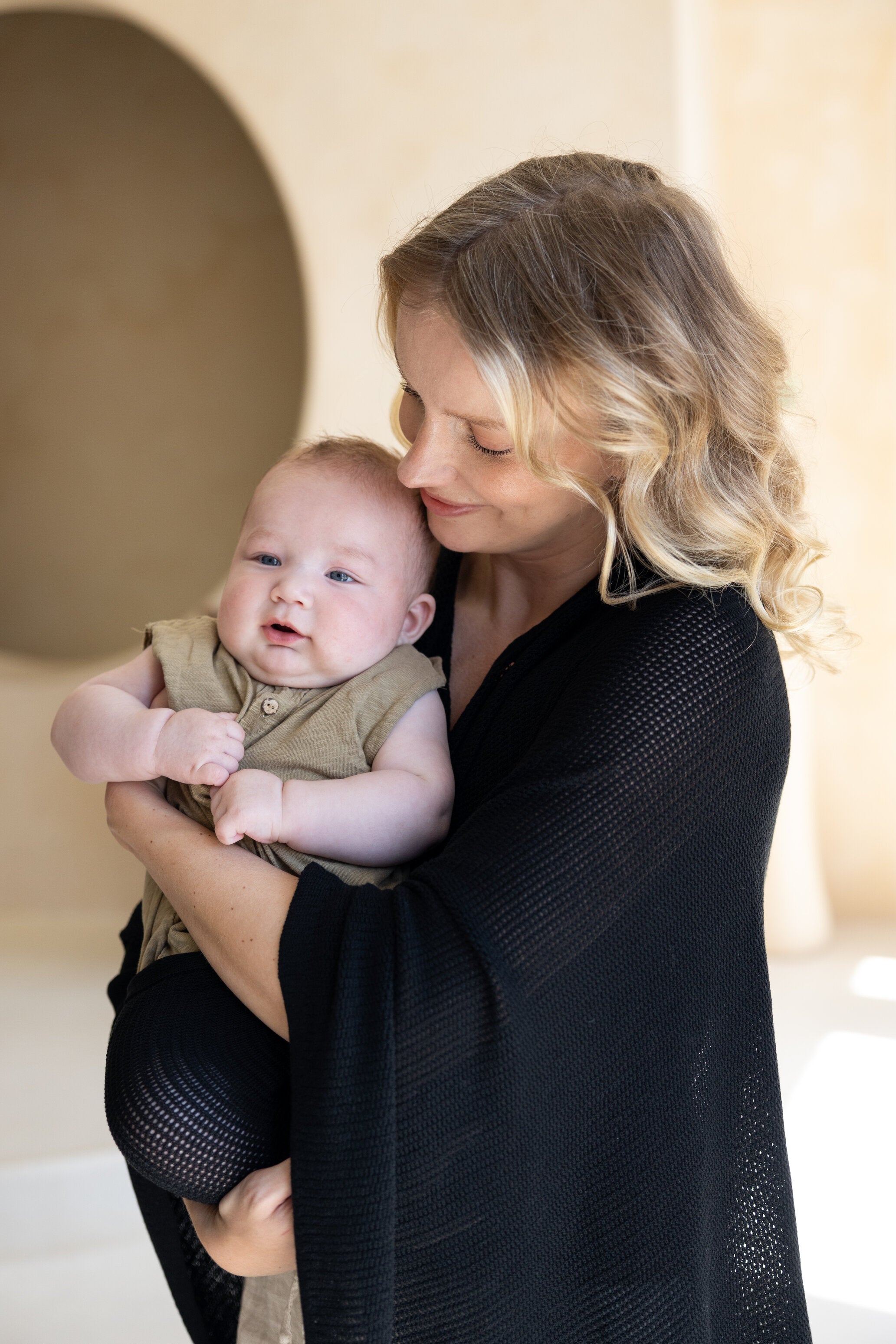 Petit Sol - Stylish Breathable Nursing Covers for Women – PETIT SOL